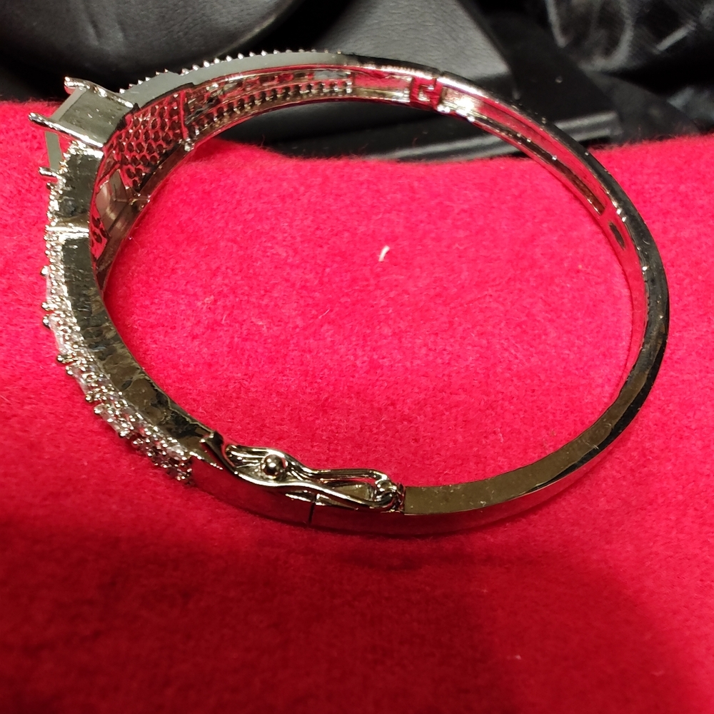 Vintage bracelet Silver Tone Hinged - Picture 3 of 4